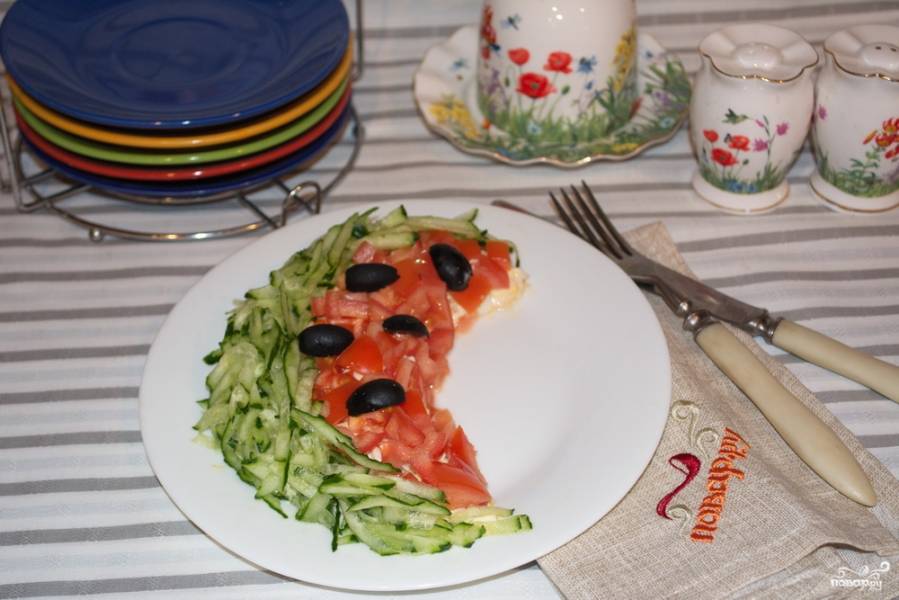 Рецепт: Салат из арбуза и сыра — Необыкновенно вкусное сочетание желтого арбуза с твердым сыром