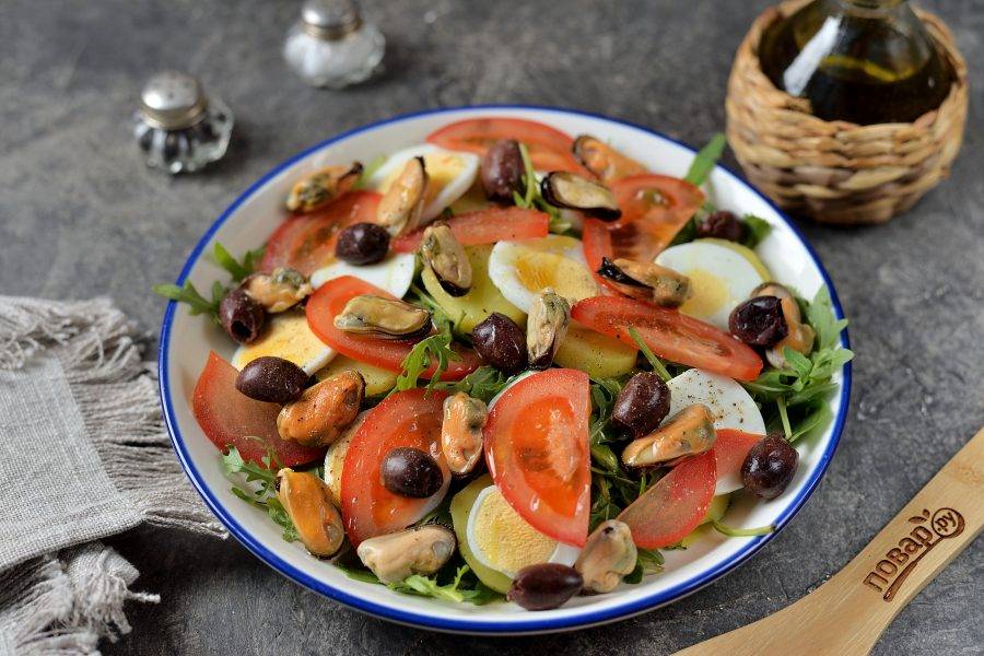 Салат с мидиями: 6 вкусных и быстрых рецептов приготовления