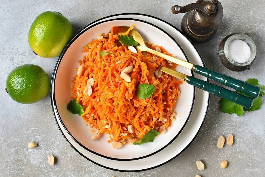 Постный салат из моркови