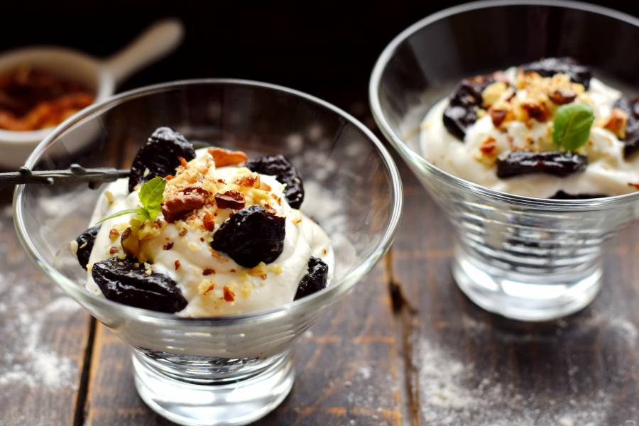 Десерт из чернослива и грецких орехов, пошаговый рецепт на ккал, фото, ингредиенты - Юлия