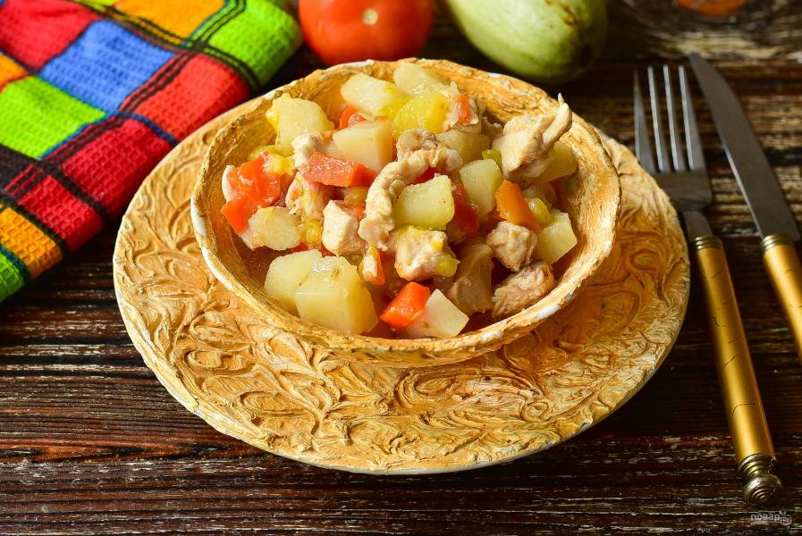 Классический рецепт овощного рагу с кабачками и картошкой