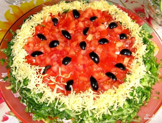 12 рецептов освежающих и вкусных салатов из арбуза - Пикник от Гранд кулинара
