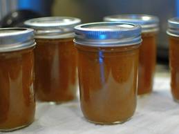 Закатываем банки, оставляем на хранение.