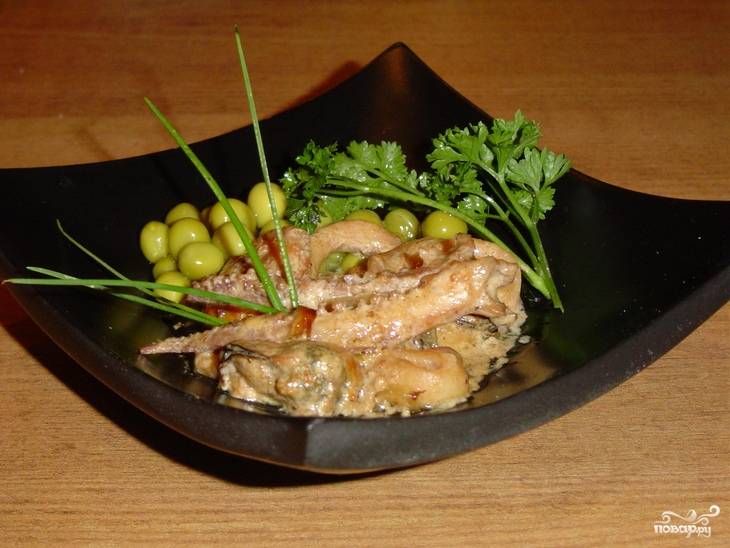 Рецепт коктейля из морепродуктов с соевым соусом и острыми азиатскими куриными крылышками в соусе терияки⁠⁠