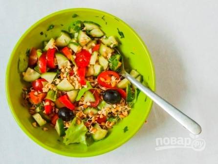 Салат с зеленой гречкой – кулинарный рецепт
