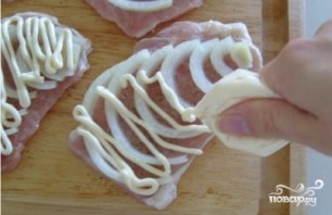 Шницель из свинины в духовке - фото шаг 4