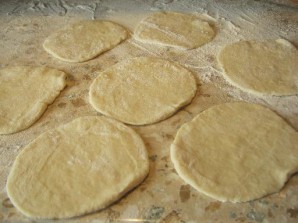 Пирожки с капустой на кефире - фото шаг 9
