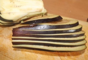 Баклажаны с орехами и сыром - фото шаг 1