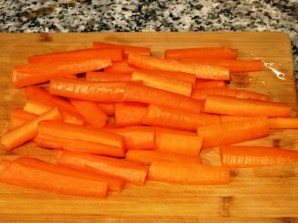 Сладкая глазированная морковь - фото шаг 1