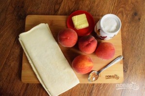 Персиковый пирог на слоеном тесте - фото шаг 1