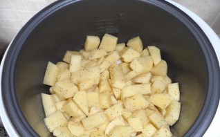 Семга с картошкой в мультиварке - фото шаг 2