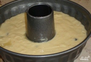 Кекс на кефире с изюмом - фото шаг 3