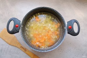 Суп с фрикадельками и стручковой фасолью - фото шаг 6