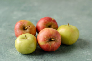 Сушеные яблоки в мультиварке - фото шаг 1