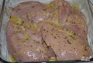 Куриные грудки в духовке - фото шаг 2