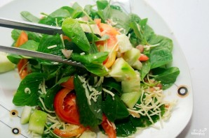 Салат со шпинатом и сыром - фото шаг 6