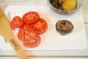 Маринованные баклажаны с моцарелой и томатами - фото шаг 7