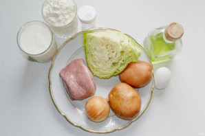 Штрудель с мясом, картошкой и капустой - фото шаг 1