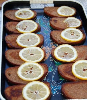 Бутерброды со шпротами и лимоном - фото шаг 3