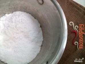 Глазурь из сахарной пудры - фото шаг 1