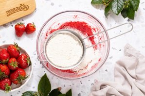 Клубничное печенье - фото шаг 10
