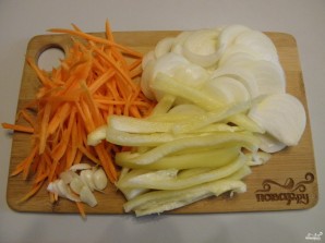 Синенькие с морковкой по-корейски на зиму - фото шаг 3