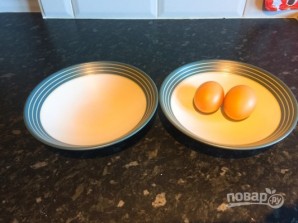 Оригинальная яичница на завтрак - фото шаг 1