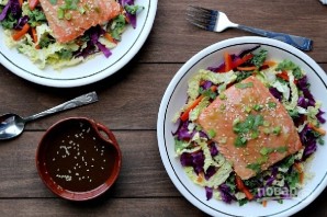 Салат с лососем - фото шаг 5