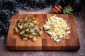 Салат "Оливье" новогодний