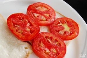 Бутерброд с помидорами - фото шаг 3