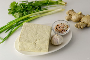 Шашлык из тофу с соусом из кинзы - фото шаг 1