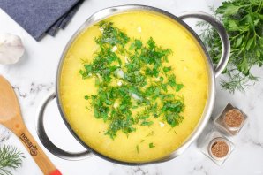 Сырный суп с перловкой - фото шаг 10