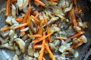 Куриный суп с грибами и цветной капустой - фото шаг 2