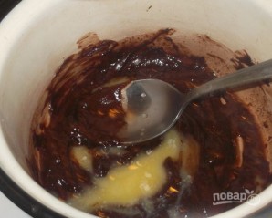 Глазурь из шоколада со сливочным маслом - фото шаг 3