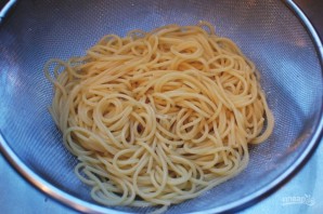Спагетти с "Песто" из авокадо - фото шаг 1