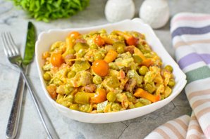 Салат с курицей и опятами - фото шаг 10