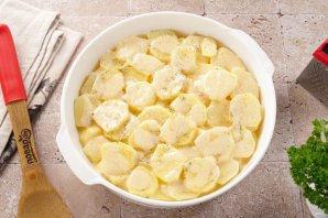 Запеканка из кабачков с картошкой и фаршем в духовке - фото шаг 9