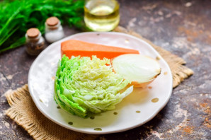 Легкий салат из пекинской капусты - фото шаг 1