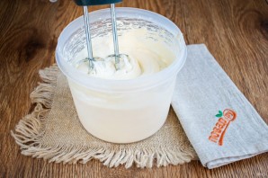 Масло из козьего молока - фото шаг 2
