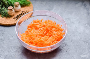 Салат из моркови без майонеза - фото шаг 2
