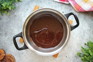 Глазурь для пасхального кулича с сахаром - фото шаг 3
