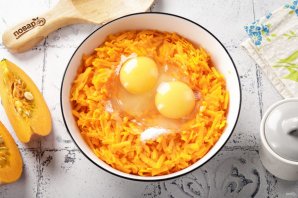 Оладьи из тыквы - фото шаг 3