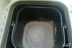 Тесто для мантов в хлебопечке - фото шаг 1