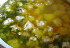 Суп с цветной капустой и фрикадельками - фото шаг 11