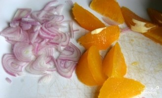 Салат с апельсинами и сыром - фото шаг 2