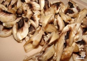 Гречка с грибами в горшочке - фото шаг 3