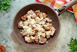 Печень со свининой - фото шаг 5