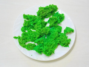 Бисквитный мох для декора торта - фото шаг 9