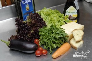 Салат с жареными баклажанами - фото шаг 1