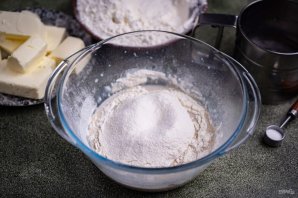 Домашнее слоеное дрожжевое тесто на молоке